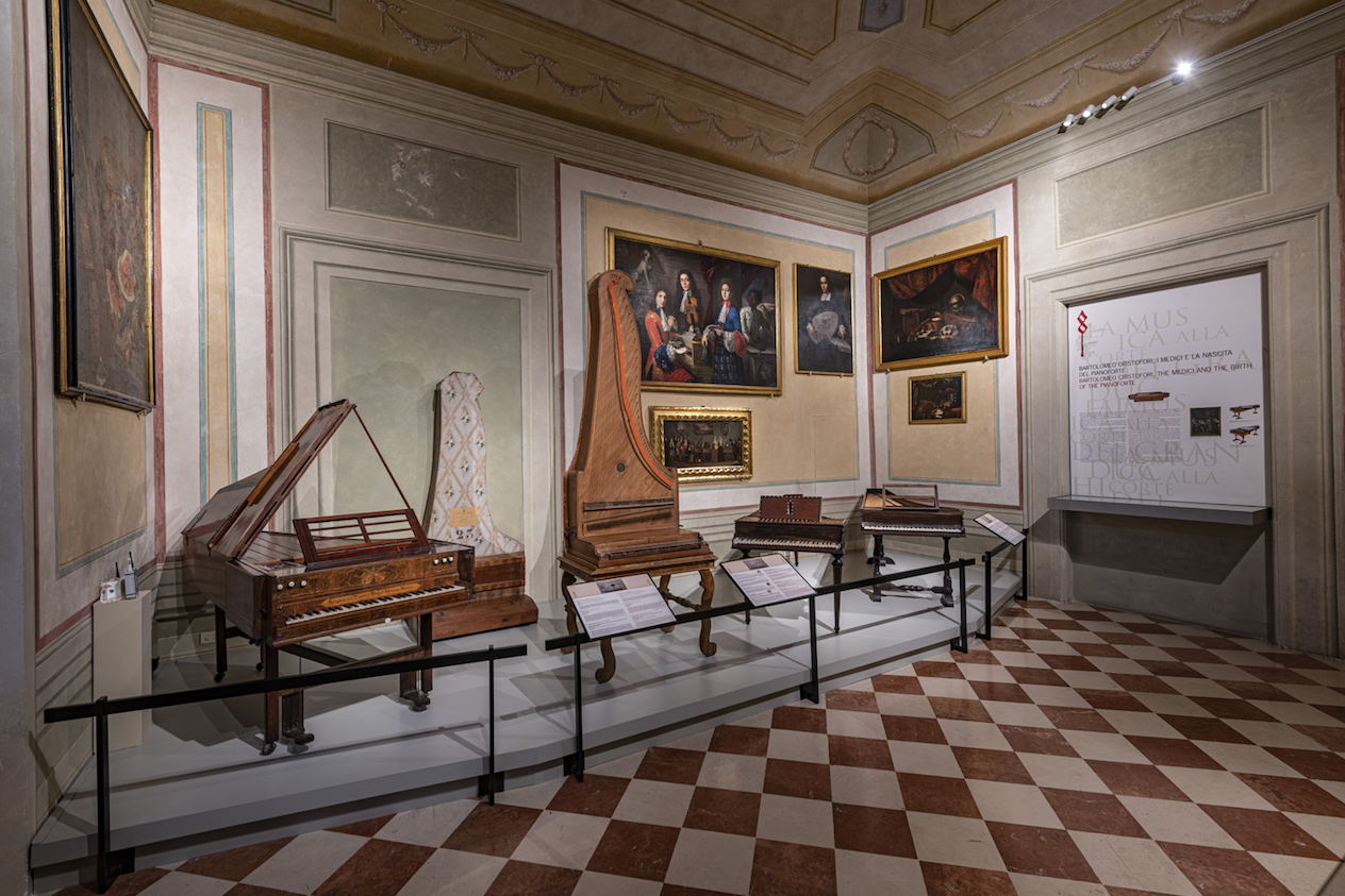 5 sala strumenti musicali a tastiera galleria dellaccademia firenze photo guido cozzi bassa