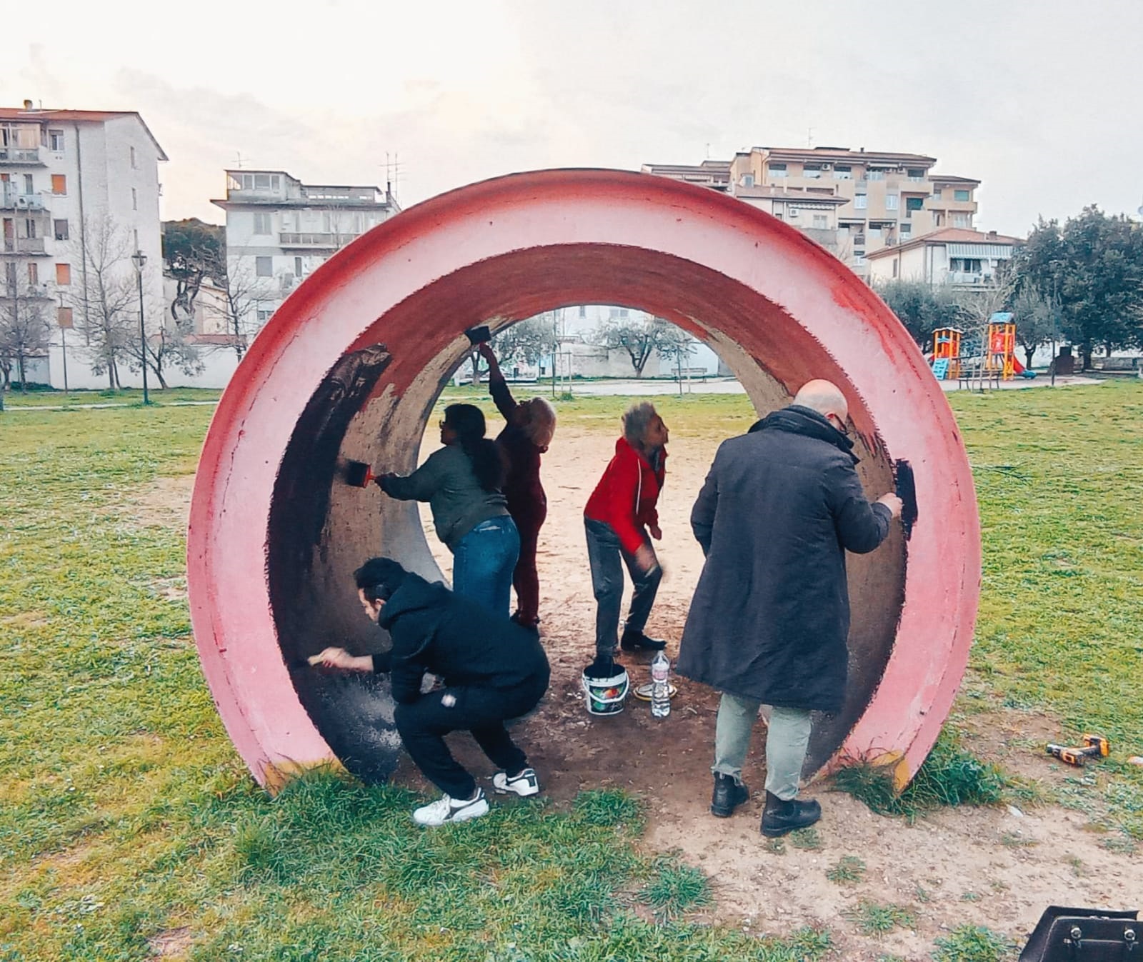 la preparazione dellinstallazione artistica