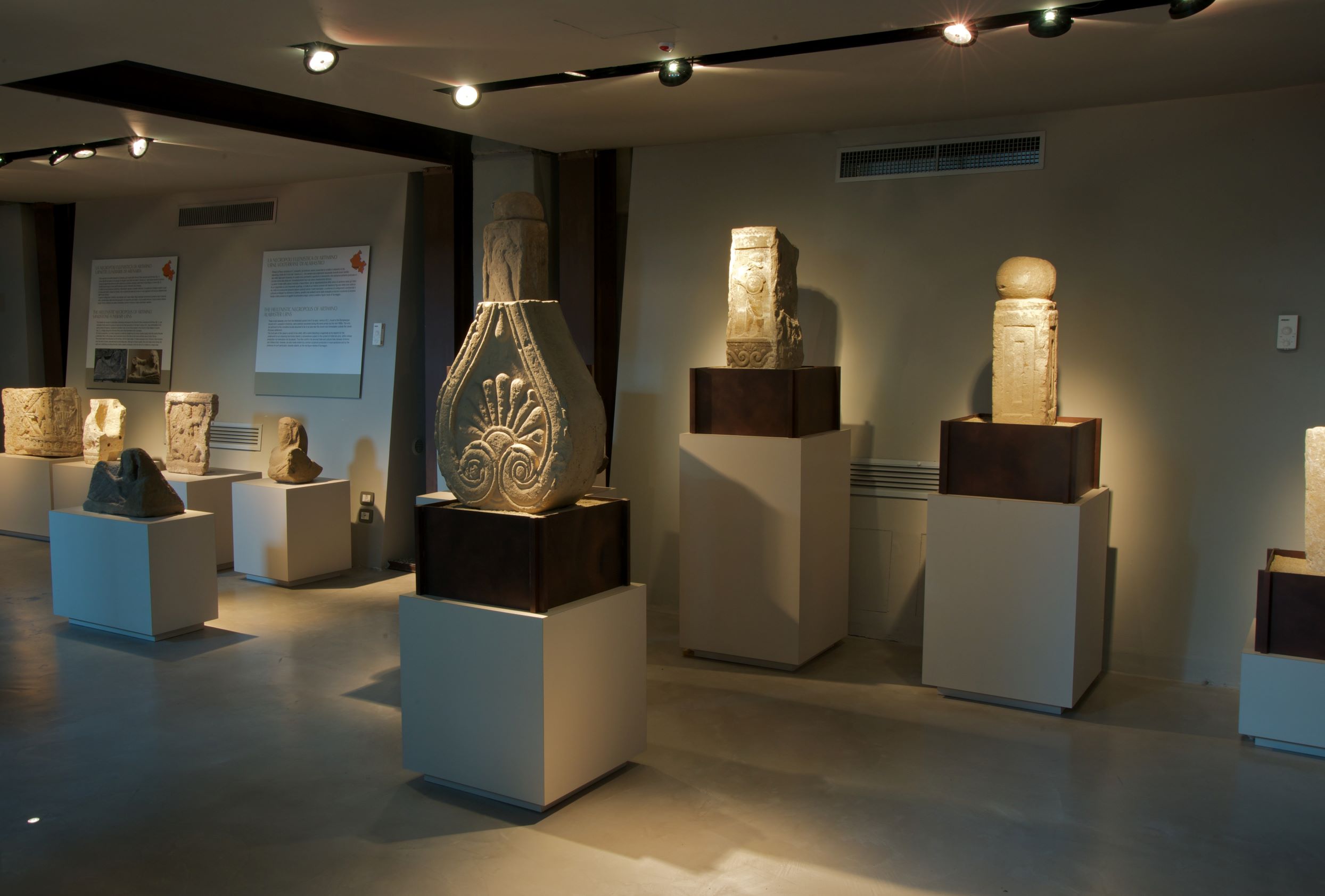 6. museo artimino, scultura funeraria arcaica phniccolò orsibattaglinibis (1)