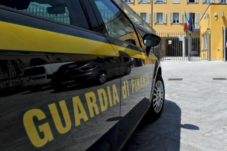 operazione della guardia di finanza